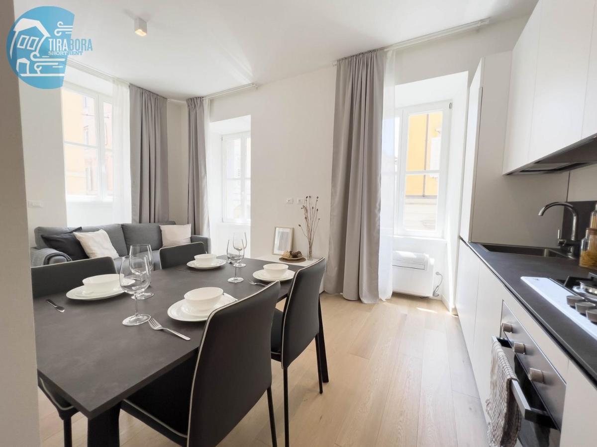Апартаменти Cavana 3 Tirabora Short Rent Трієст Екстер'єр фото